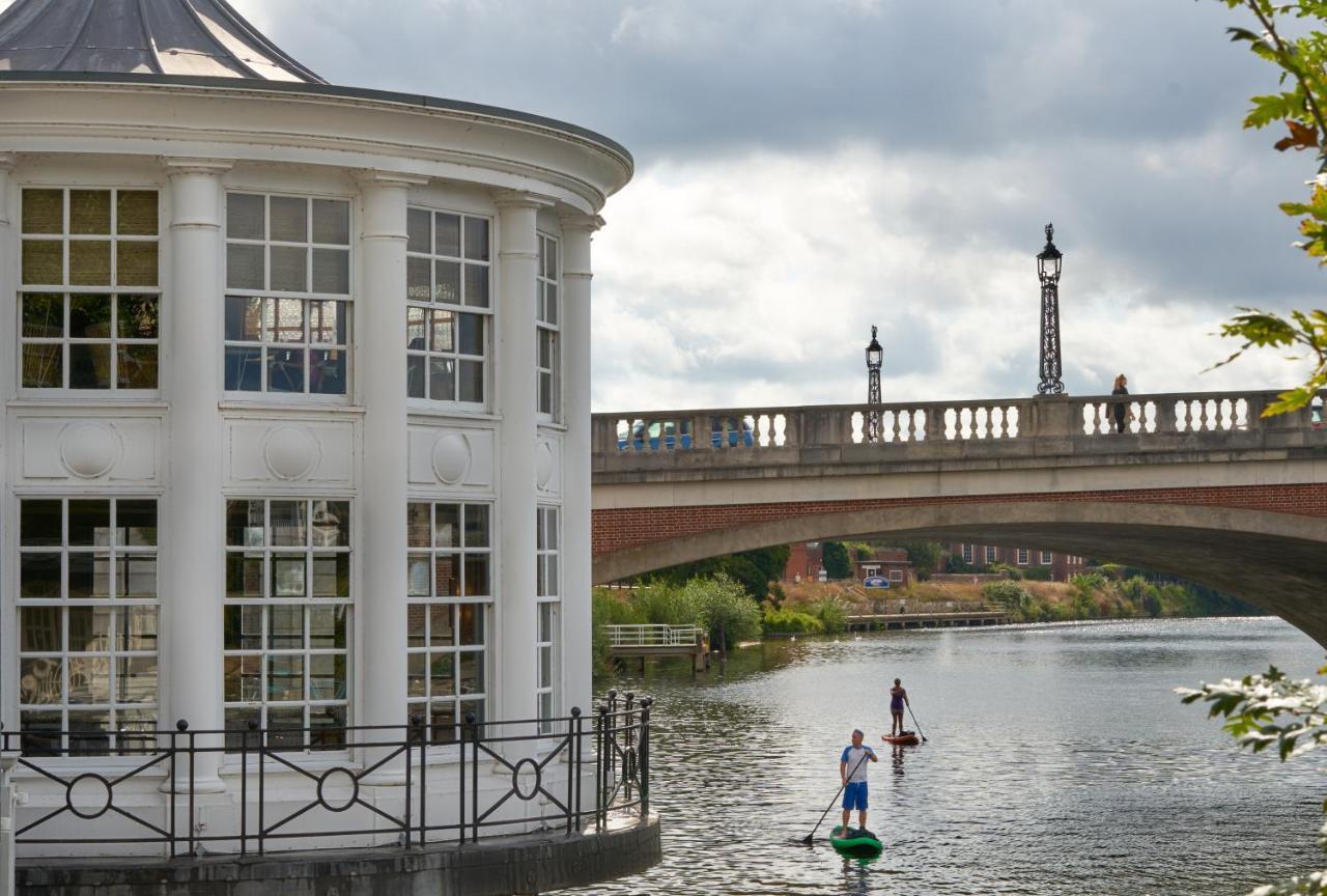 The Mitre, Hampton Court Hotel Kingston upon Thames  Kültér fotó The River Trent at Gainsborough
