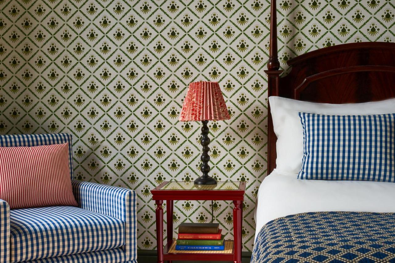 The Mitre, Hampton Court Hotel Kingston upon Thames  Kültér fotó